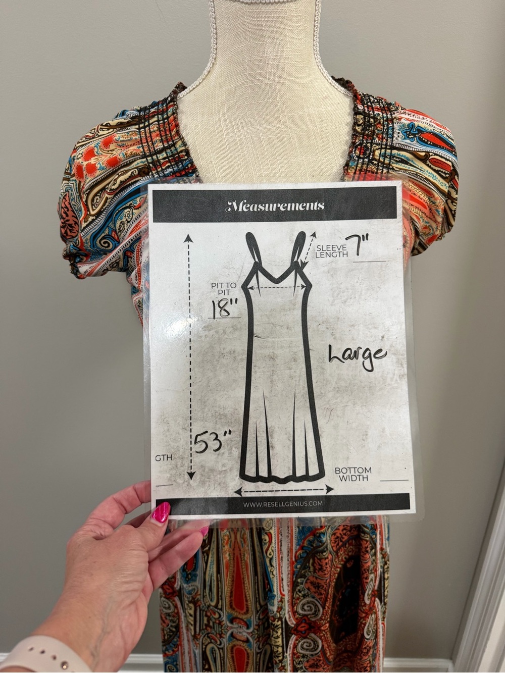 V-Neck Boho Maxi Dress in Multicolor Paisley with Smocked Waist. Size L - Picture 6 of 6
